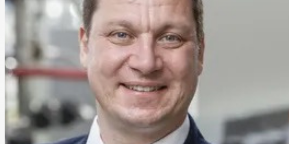 Prof. Thomas Bruck